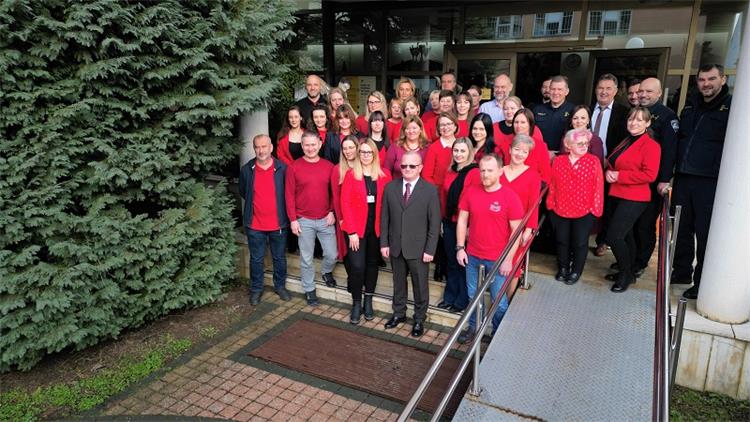 Slika \PU_V\vijesti\2026\Dan crvenih haljina\DJI_0805.JPG